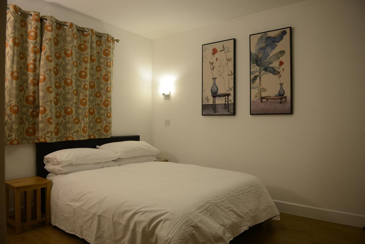 The Meadows Bed and Breakfast Cambridge  Buitenkant foto